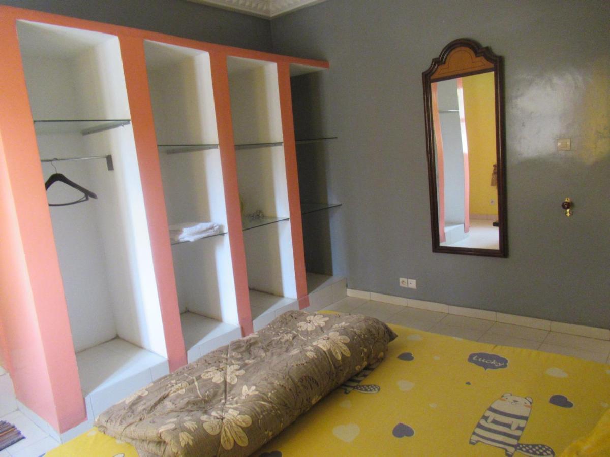 Residence Kalado Saly Kültér fotó