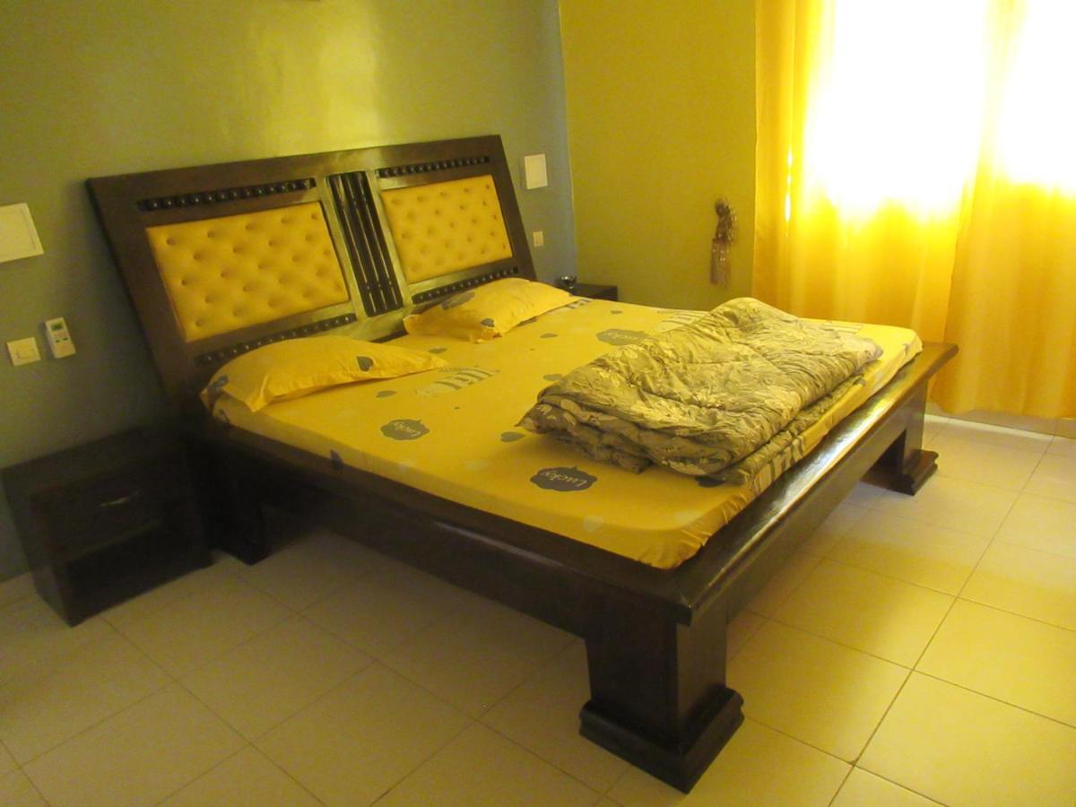 Residence Kalado Saly Kültér fotó